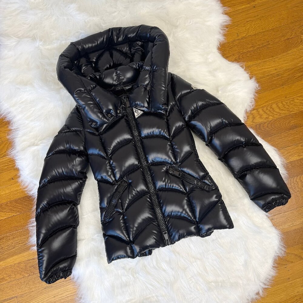 MONCLER Akebia Black Luxury Puffer Jacket - Size 0 ~ XS